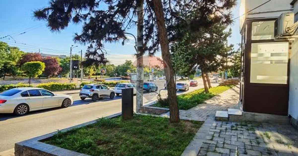 Spațiu comercial de vânzare de 51 mp, în zona Calea Severinului, Craiova