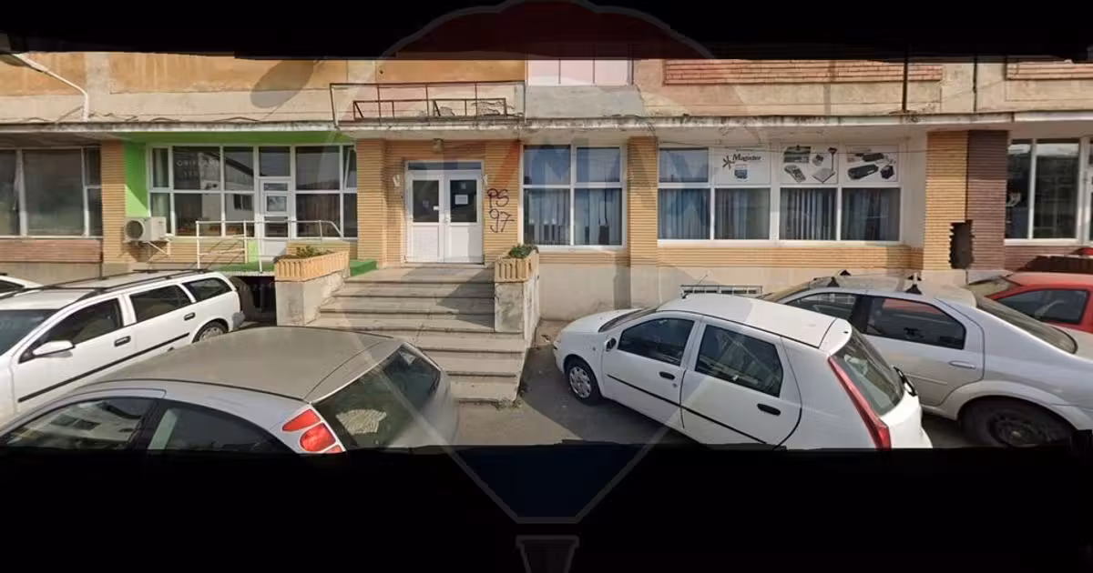 Spațiu comercial de închiriat de 400 mp, în zona Rovine, Craiova