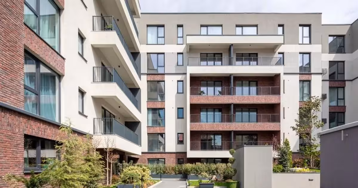 Apartament de vânzare cu 4 camere în zona Barbu Văcărescu, Sector 2