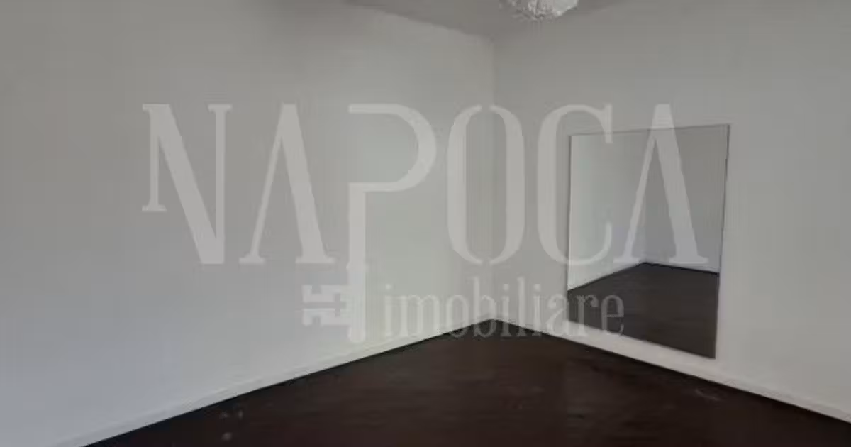 Casă individuală de vânzare cu 8 camere, mobilată în zona Rogerius, Oradea