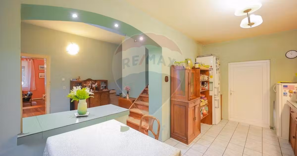 Casă individuală de vânzare cu 5 camere în zona Ultracentral, Oradea