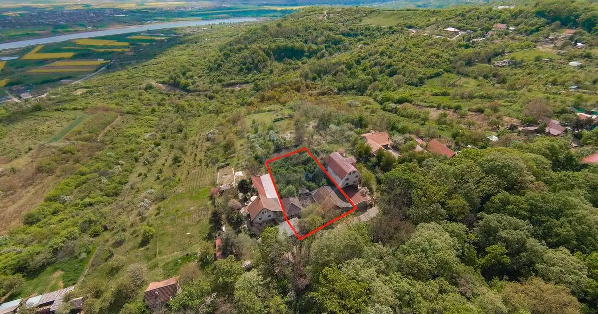 Casă individuală de vânzare cu 4 camere în zona Podgoria, Oradea