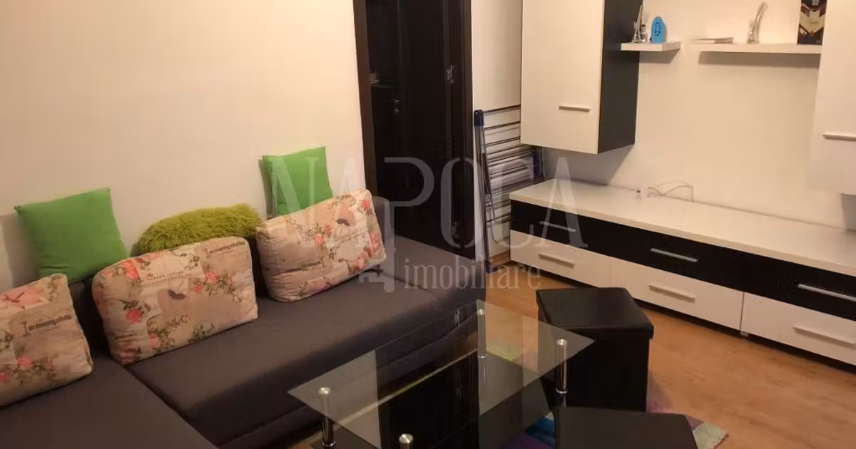 Apartament de vânzare cu 2 camere în zona Rogerius, Oradea