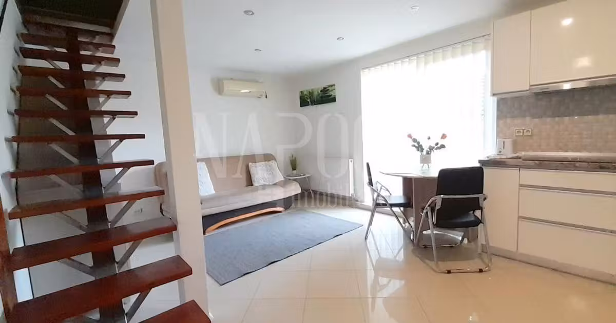 Casă individuală de vânzare cu 3 camere în zona Decebal, Oradea