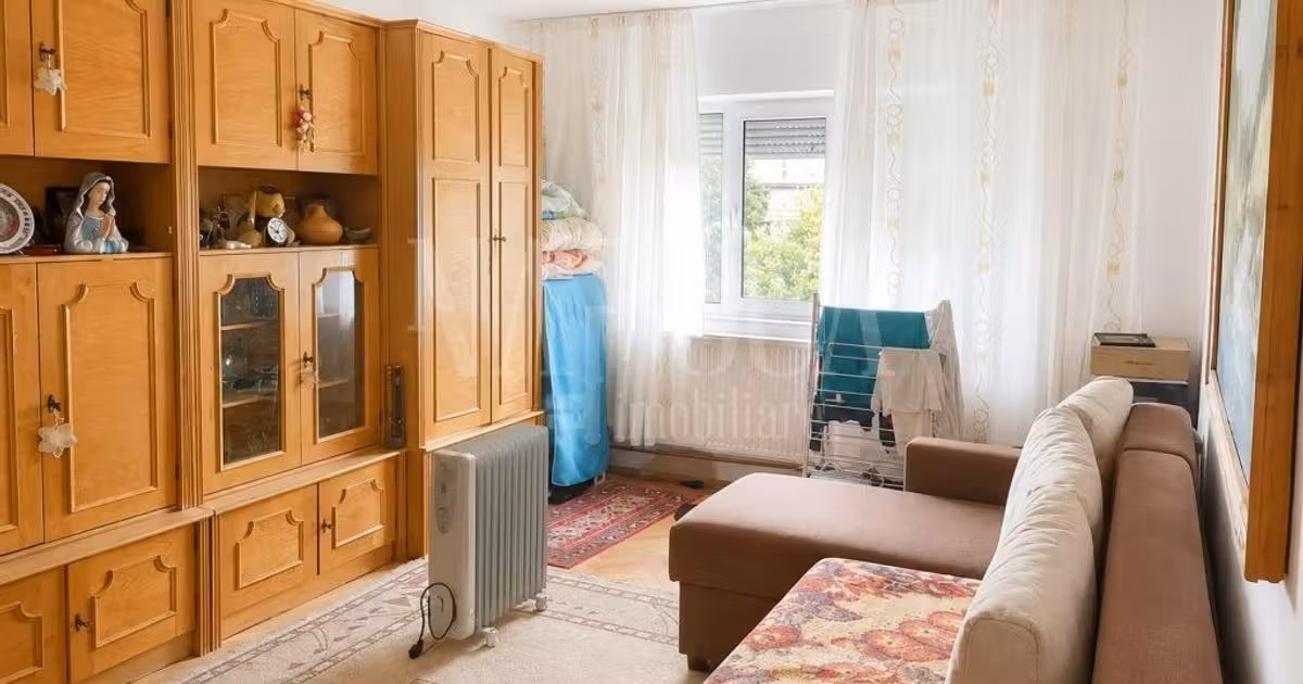 Apartament de vânzare cu 2 camere în zona Nufărul, Oradea