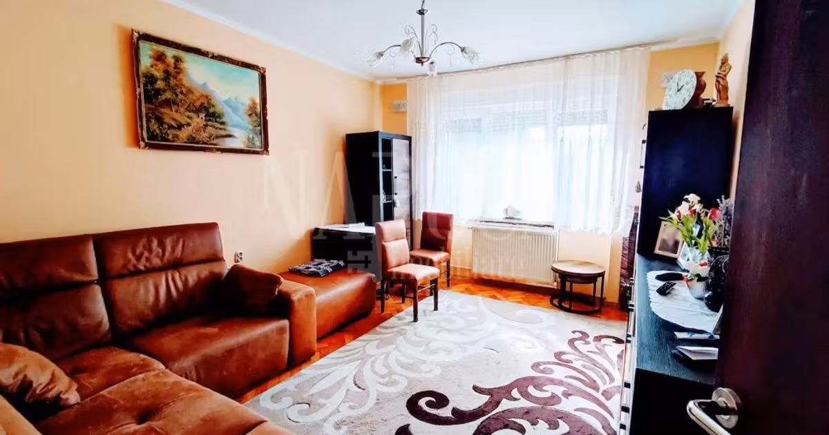 Casă individuală de vânzare cu 3 camere în zona Cantemir, Oradea