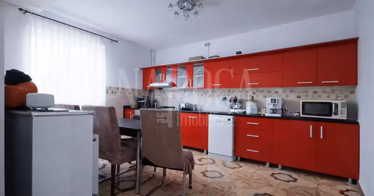 Casă individuală de vânzare cu 6 camere în zona Rogerius, Oradea