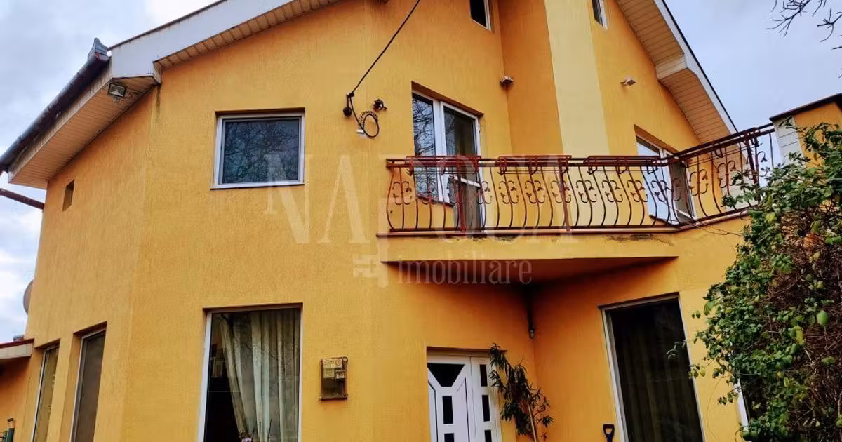 Casă individuală de vânzare cu 8 camere, mobilată în zona Iosia, Oradea
