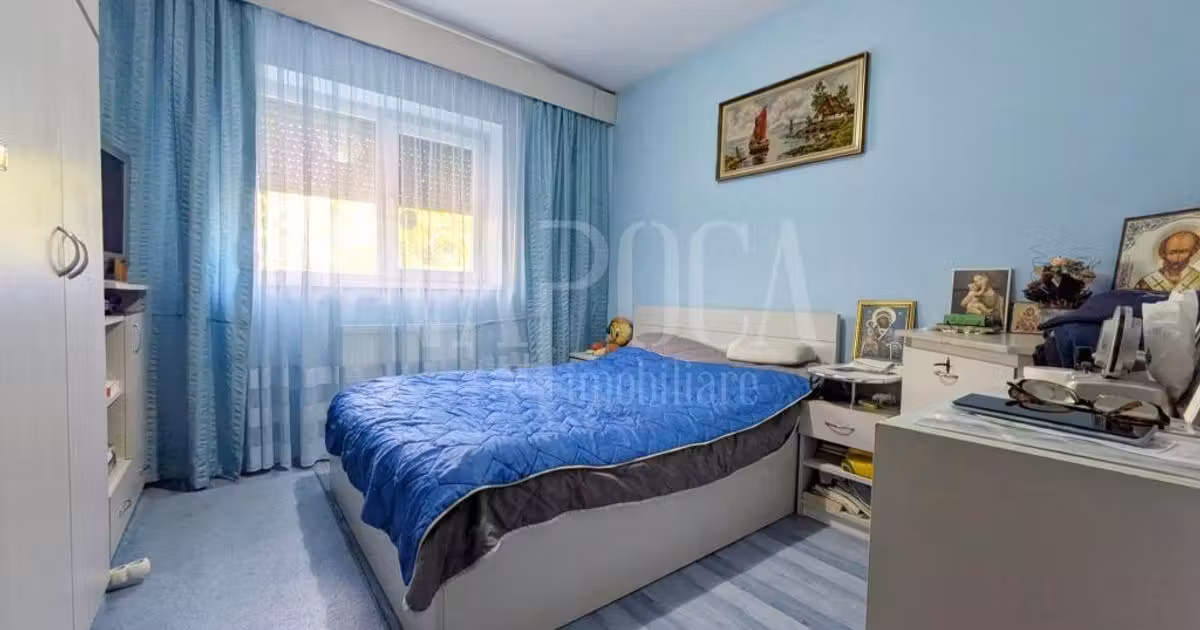Apartament de vânzare cu 4 camere în zona Central, Oradea