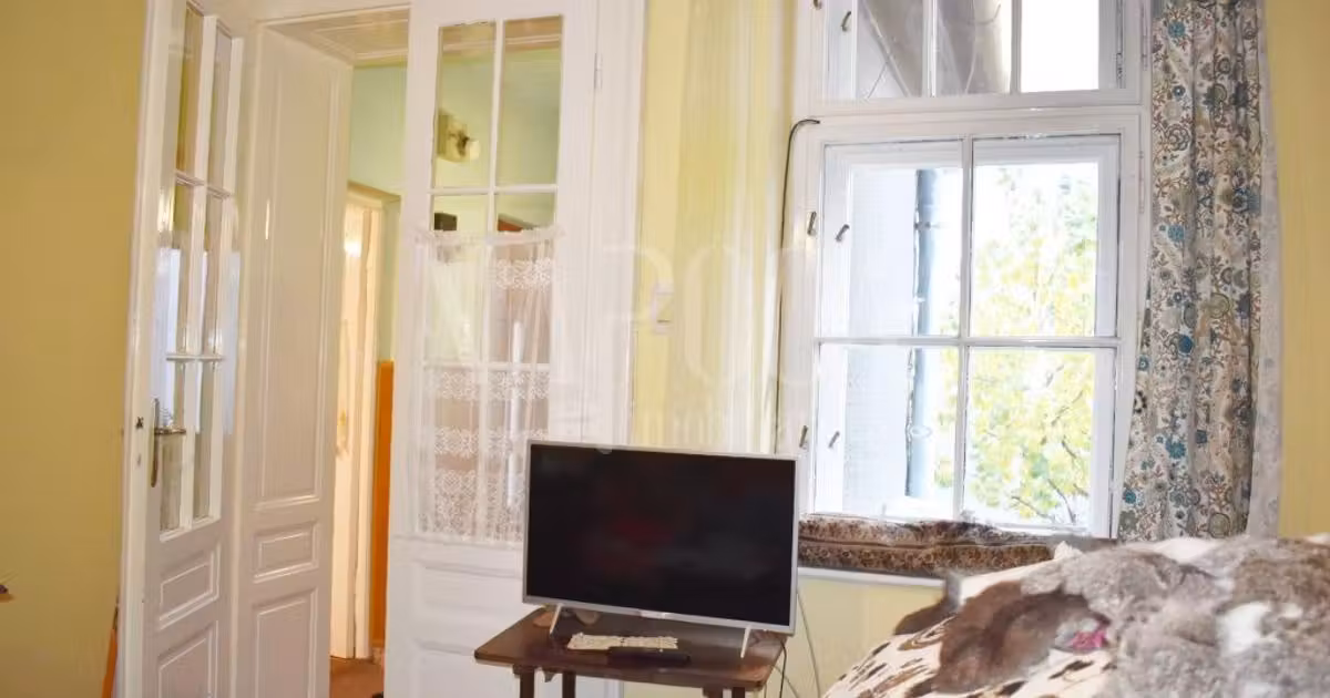 Apartament de vânzare cu 4 camere în zona Central, Oradea