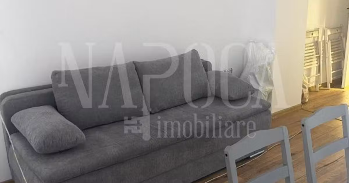 Apartament de vânzare cu 3 camere, mobilat în zona Valenta, Oradea