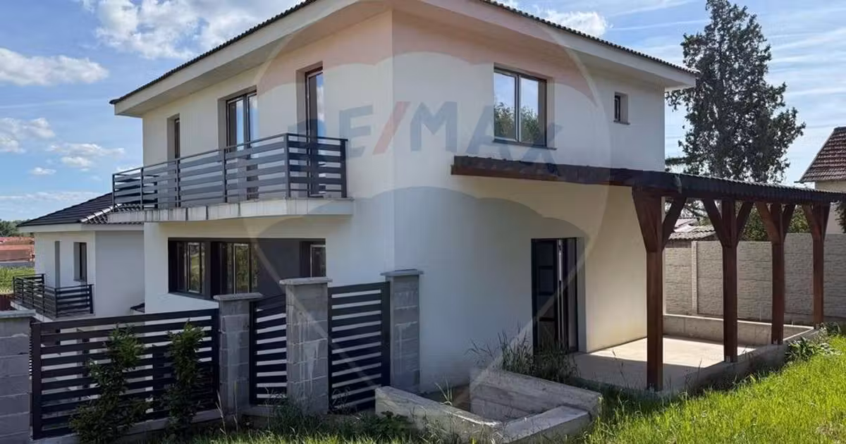 Casă individuală de vânzare cu 5 camere în zona Central, Oradea