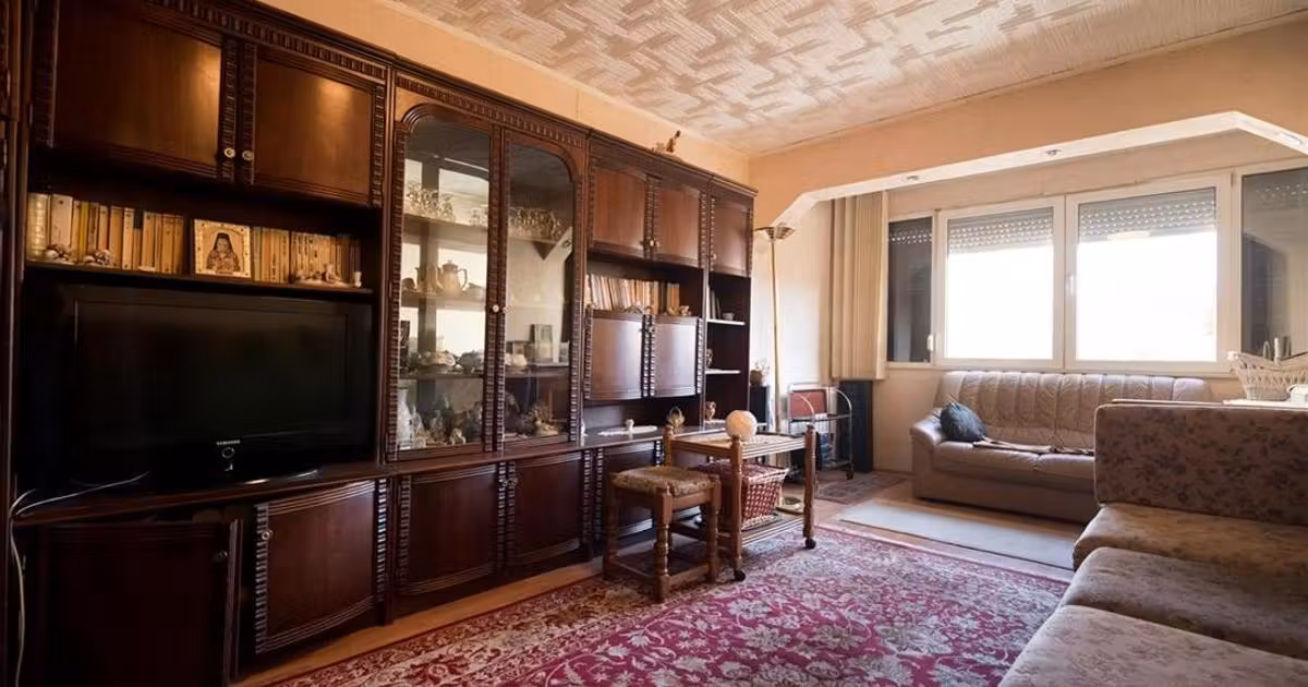 Apartament de vânzare cu 3 camere în zona Rogerius, Oradea