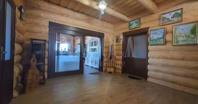 Casă Velența