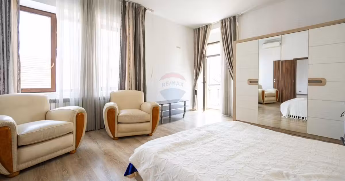 Apartament de vânzare cu 2 camere în zona Central, Oradea