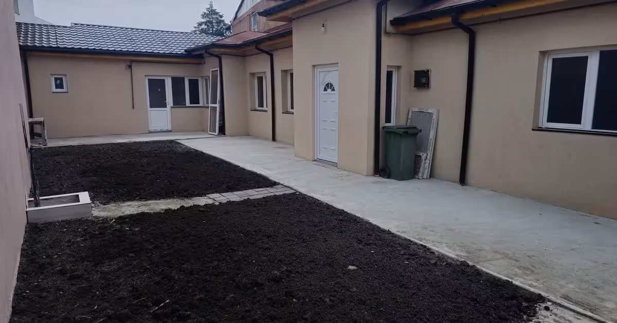 Casă de vânzare cu 3 camere în zona Rahova, Sector 5