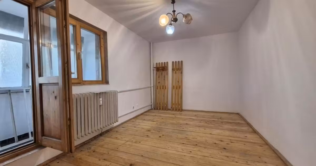 Apartament de vânzare cu 3 camere în zona Păcurari, Iași