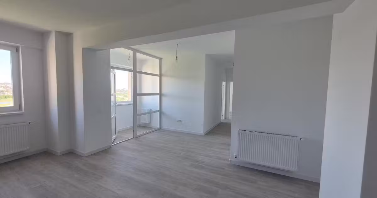 Apartament de vânzare cu 3 camere în zona Cug, Iași