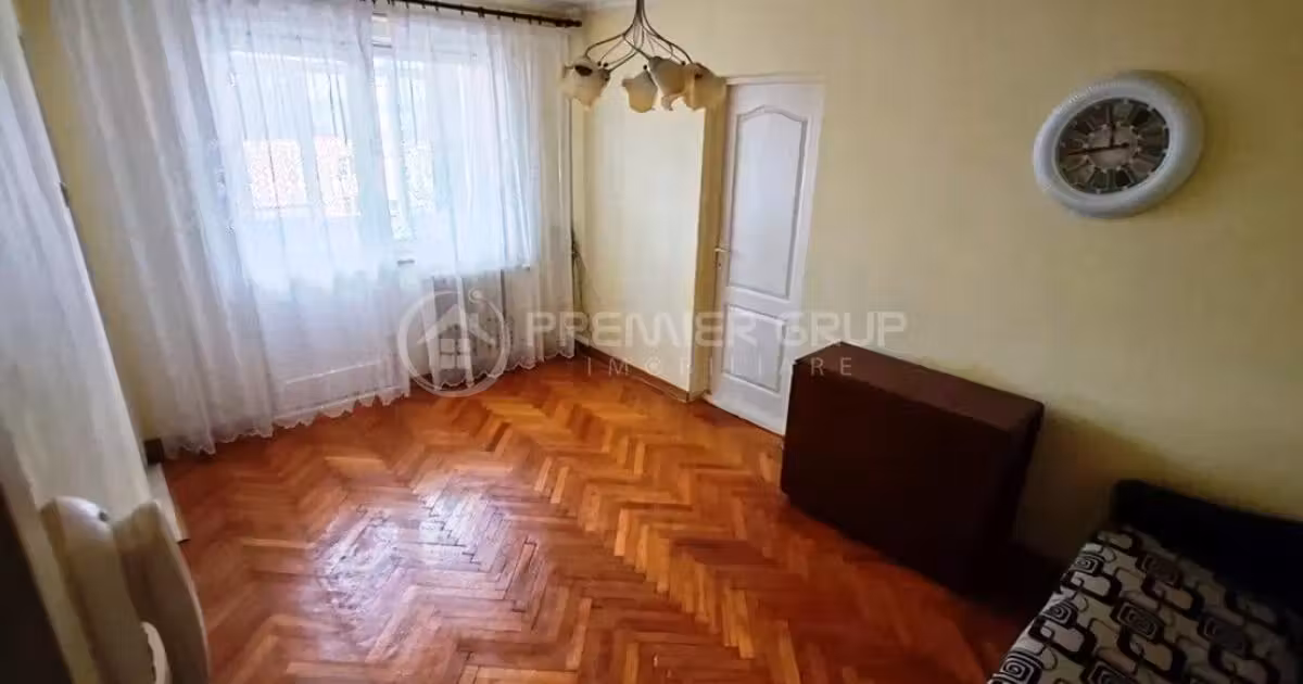 Apartament de vânzare cu 2 camere în zona Tătărași, Iași