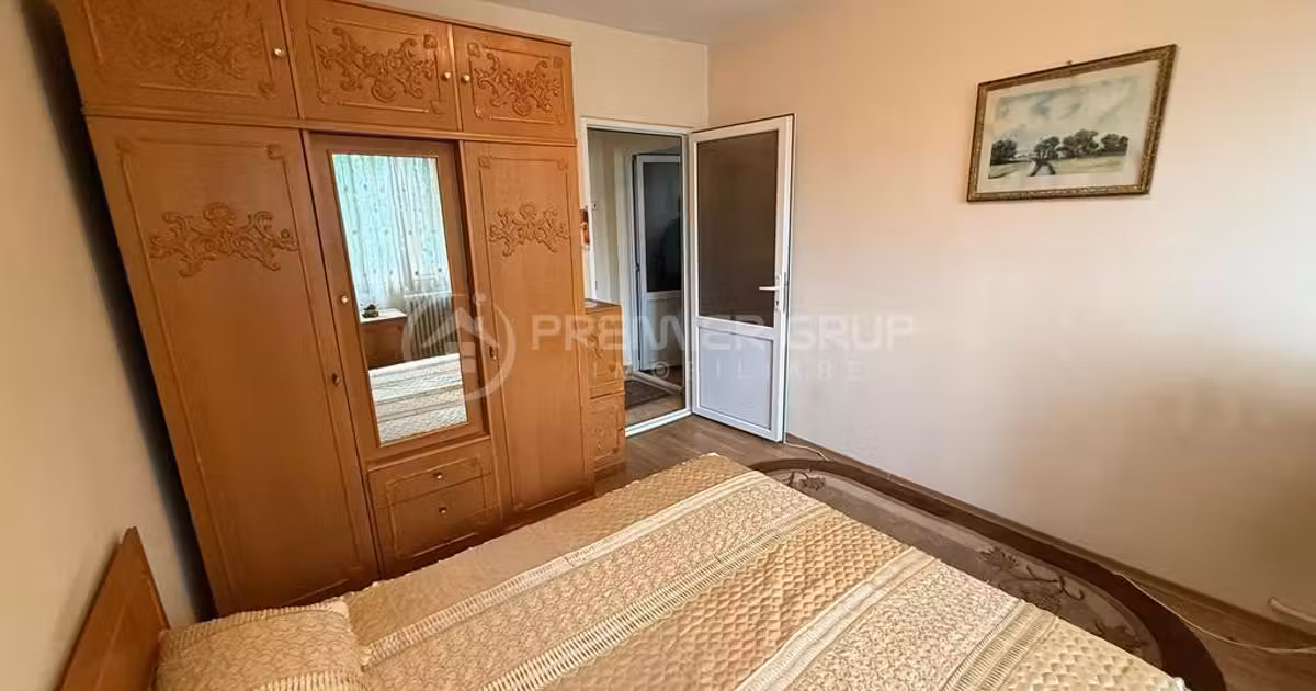 Apartament de vânzare cu 2 camere în zona Tătărași, Iași