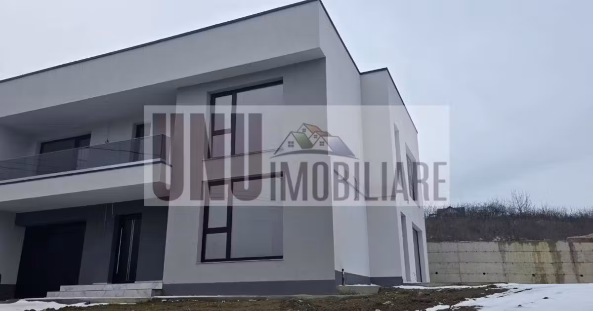 Casă individuală de vânzare cu 5 camere în zona Bucium, Iași