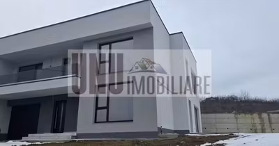 Casă Bucium