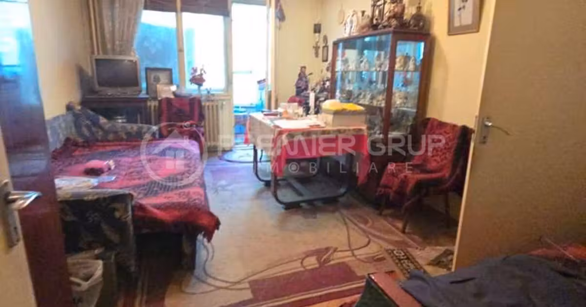 Apartament de vânzare cu 2 camere în zona Podu Roș, Iași