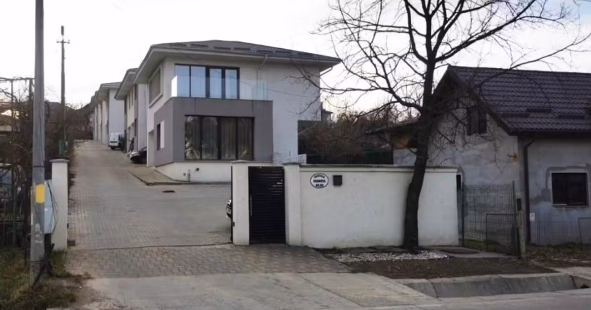 Casă individuală de vânzare cu 4 camere în zona Bucium, Iași