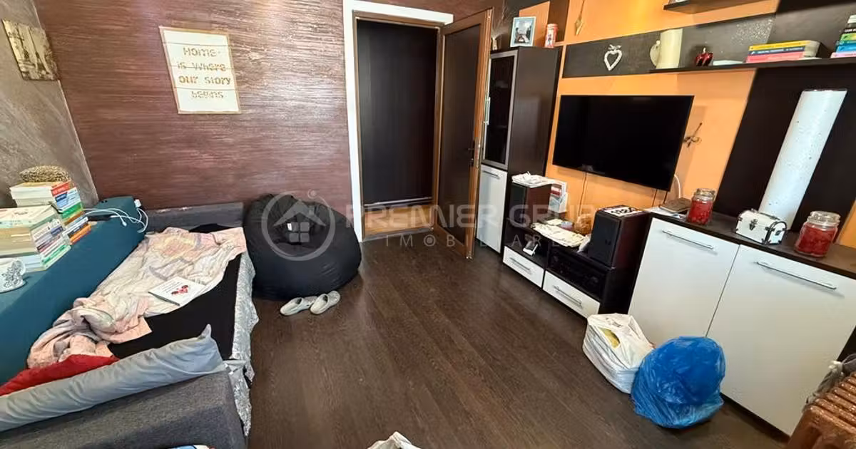 Apartament de vânzare cu 3 camere în zona Galata, Iași