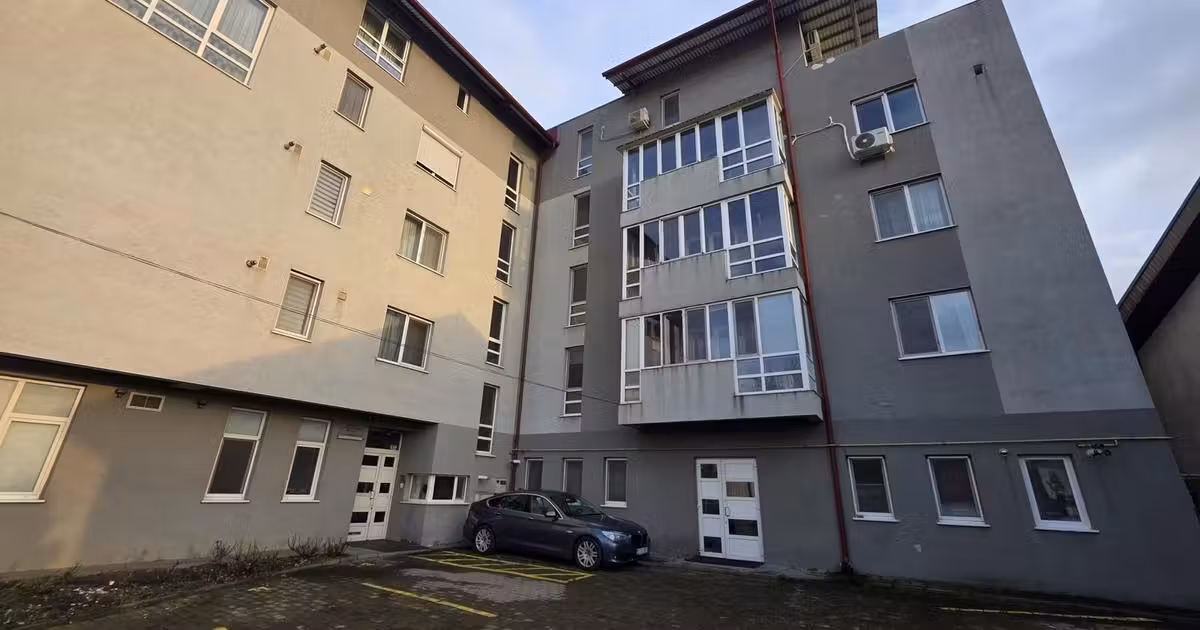 Apartament de vânzare cu 3 camere în zona Centru Civic, Iași