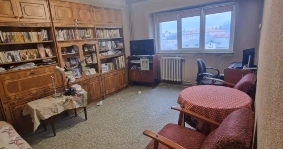 Apartament de vânzare cu 3 camere în zona Bd. Independenței, Iași