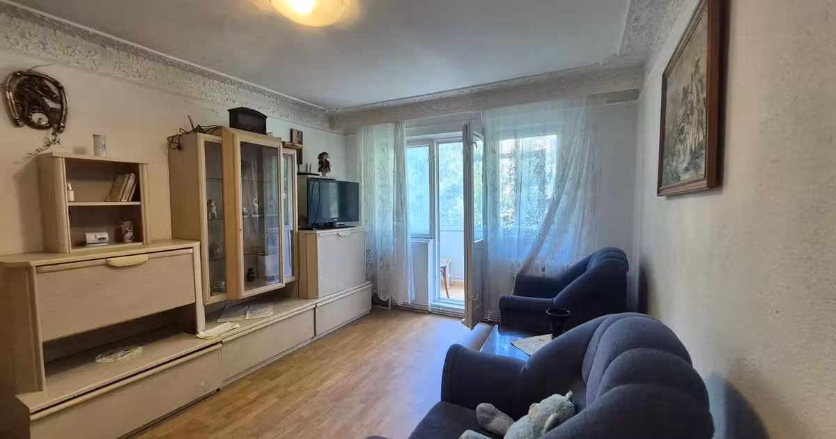 Apartament de vânzare cu 3 camere în zona Păcurari, Iași