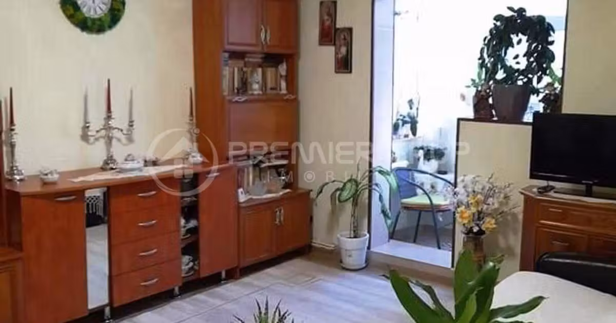 Apartament de vânzare cu 2 camere în zona Tătărași, Iași
