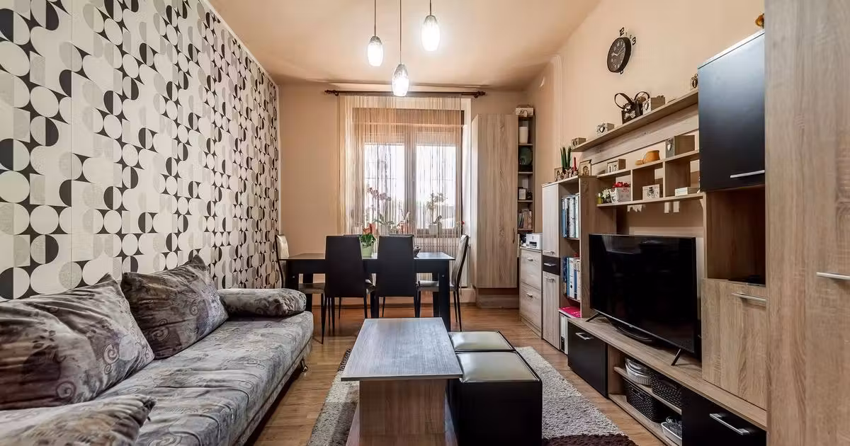 Apartament de vânzare cu 2 camere, mobilat în zona Central, Arad