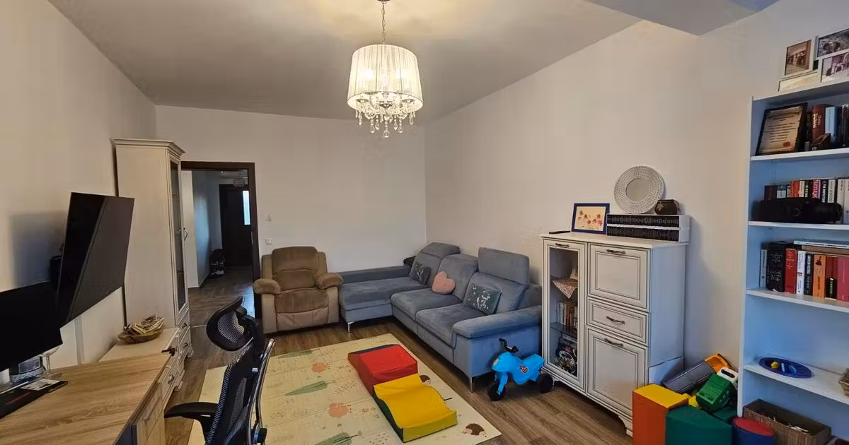 Duplex de vânzare cu 5 camere, mobilat în Dumbrăvița