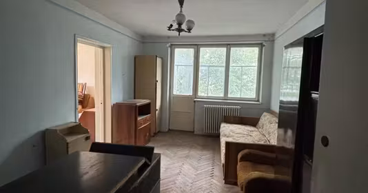 Apartament Est