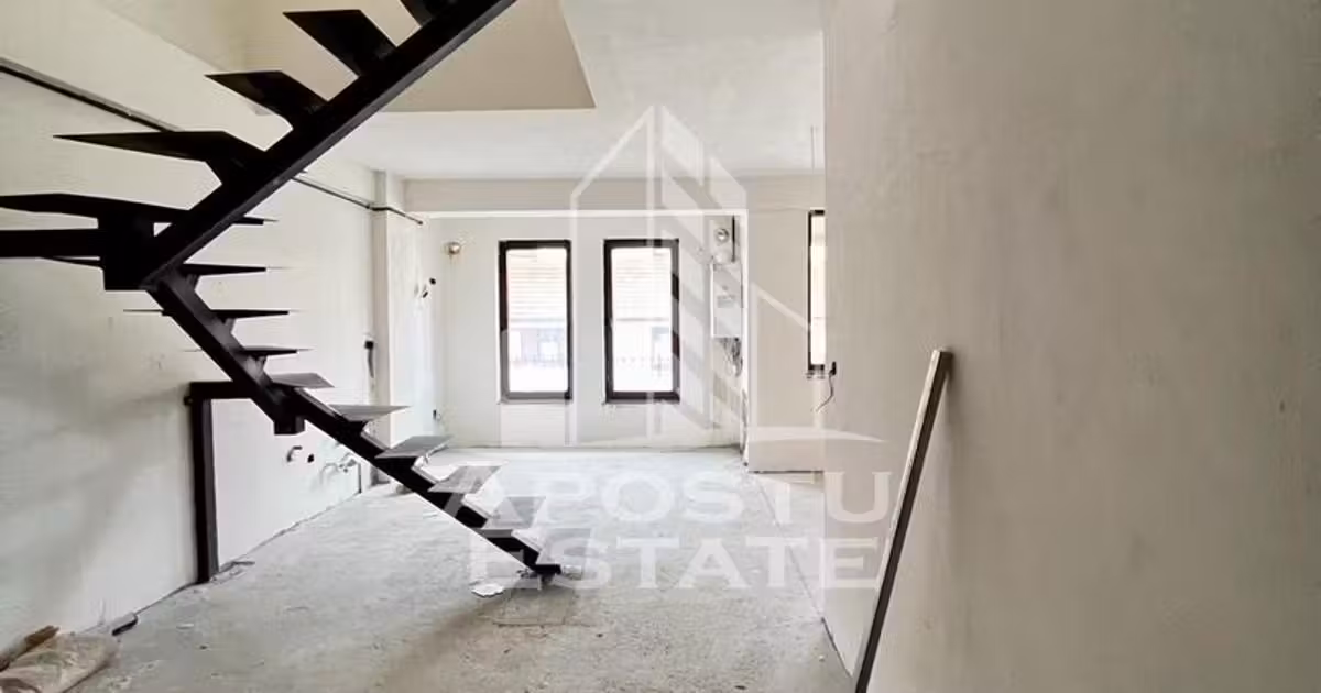 Apartament de vânzare cu 4 camere în zona Alfa, Arad
