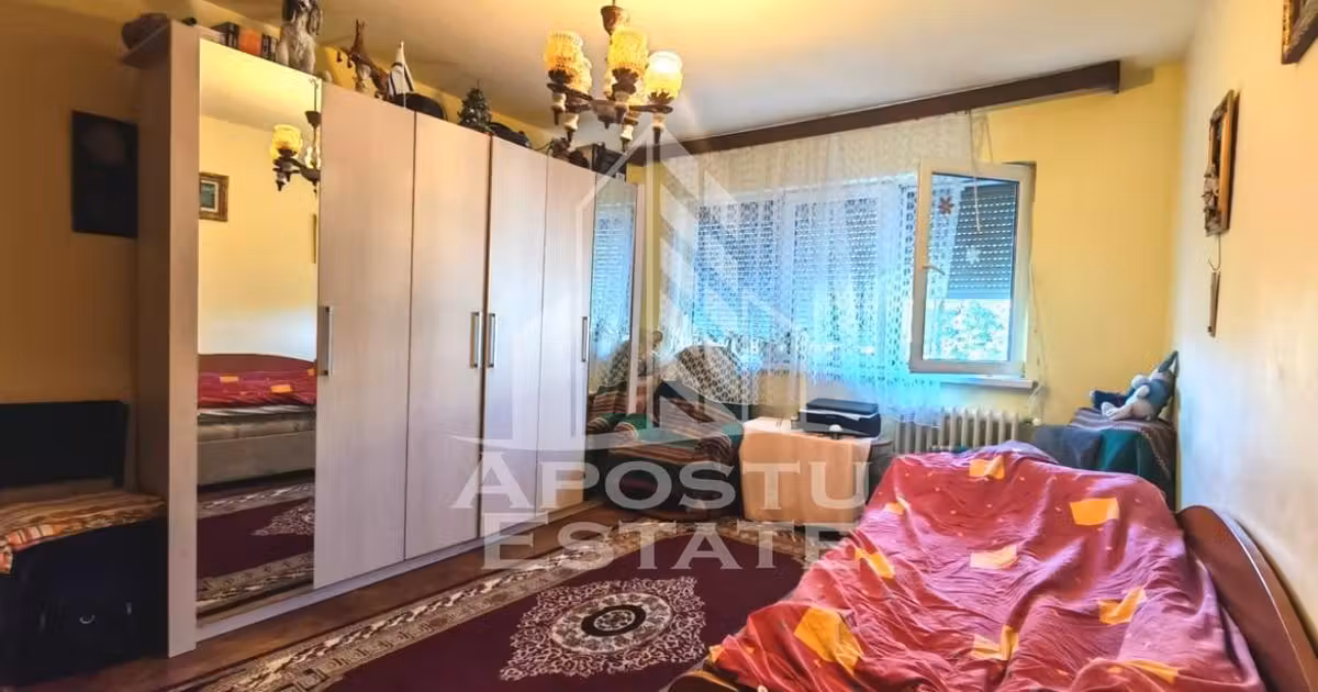 Apartament de vânzare cu 4 camere, mobilat în zona Dacia, Timișoara