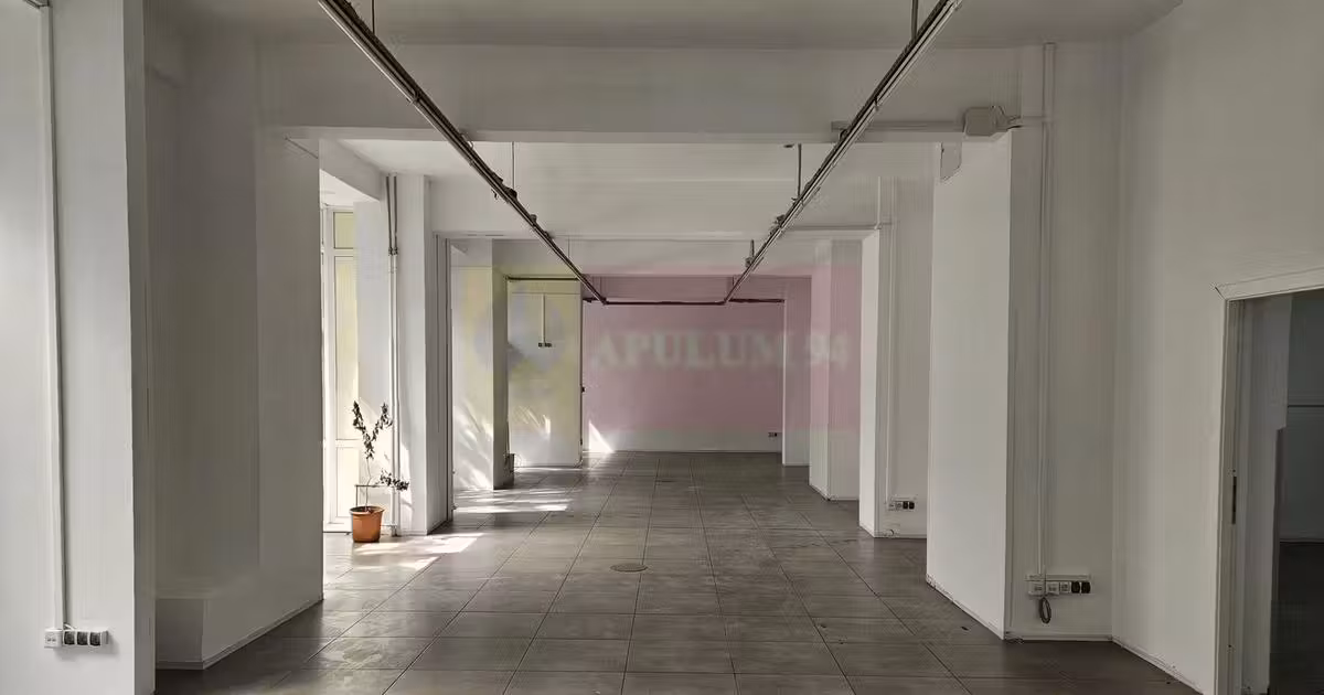 Spațiu comercial de vânzare de 261 mp, în zona Eroii Revoluției, Sector 4
