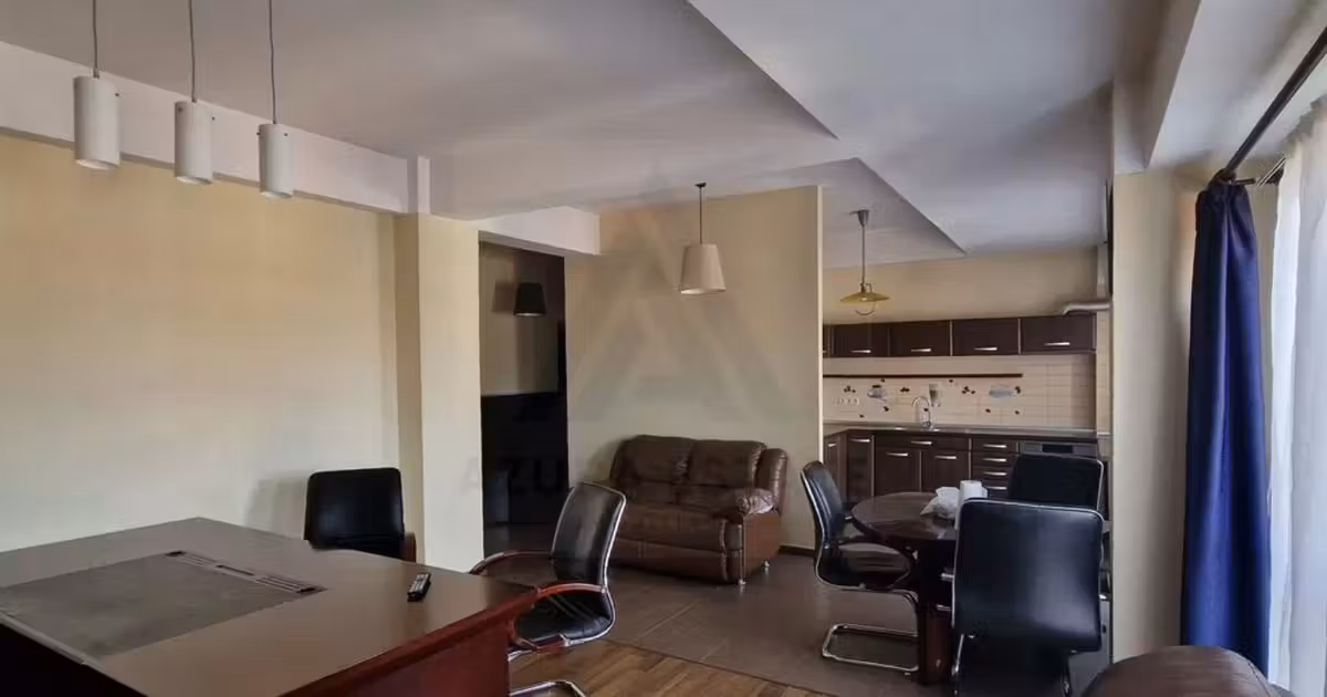 Apartament de vânzare cu 3 camere, mobilat în zona Calea Dumbrăvii, Sibiu