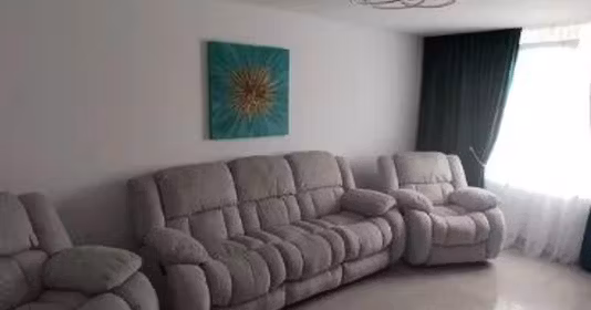 Apartament Titan