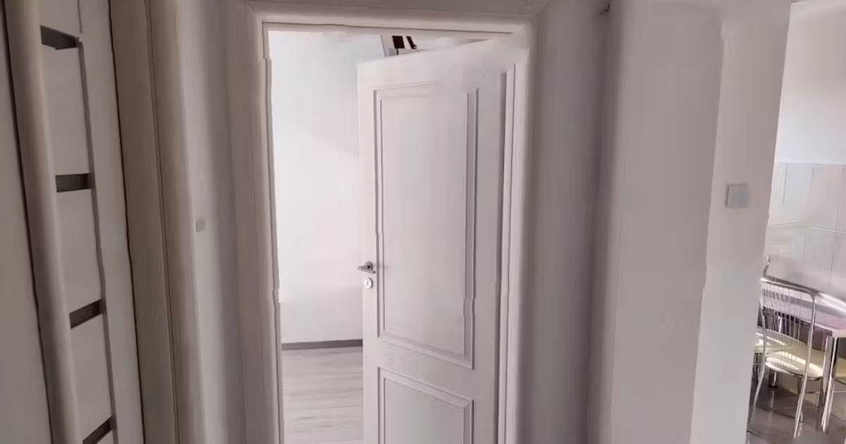 Apartament de vânzare cu 3 camere, mobilat în zona Titan, Sector 3