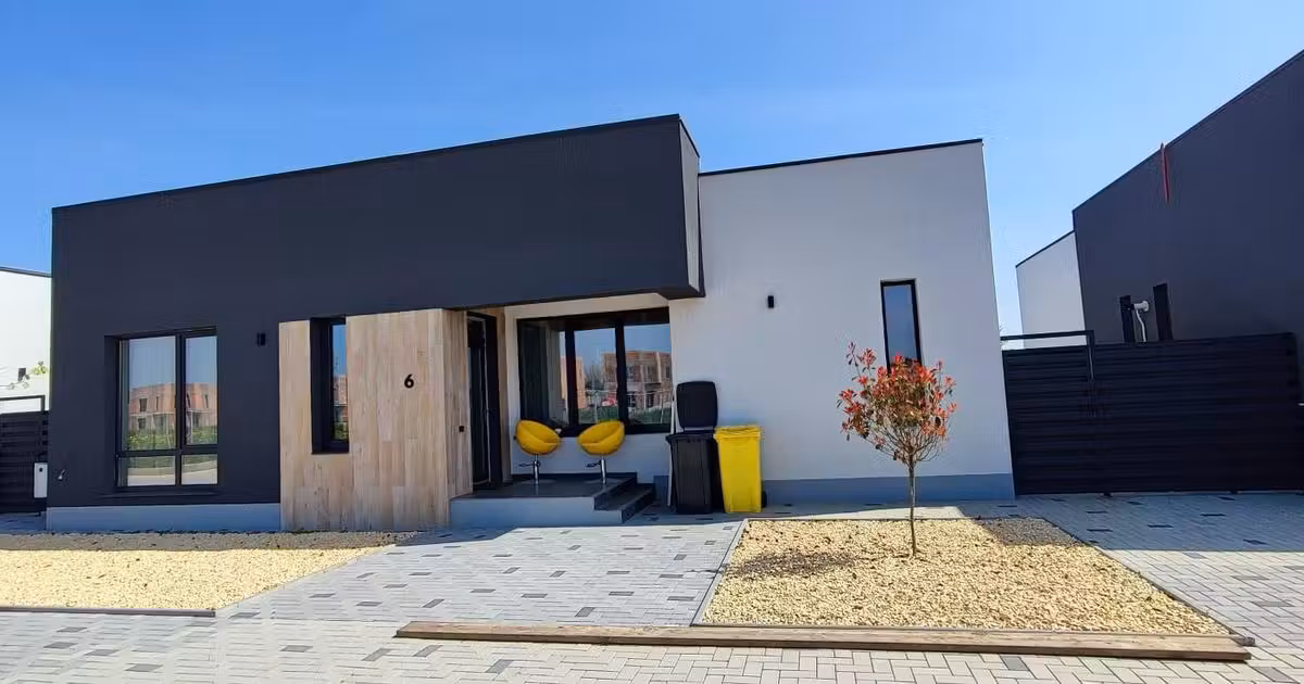 Casă individuală de vânzare cu 4 camere în Domnești