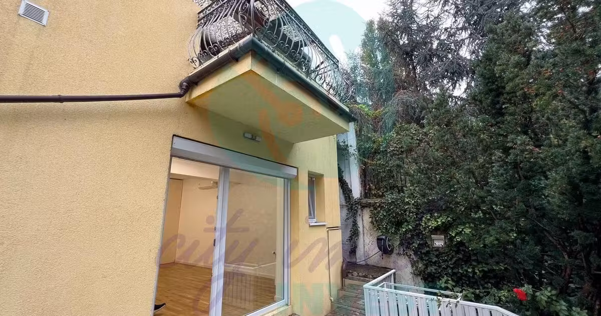 Apartament de vânzare cu 3 camere în zona Unirii, Sector 3