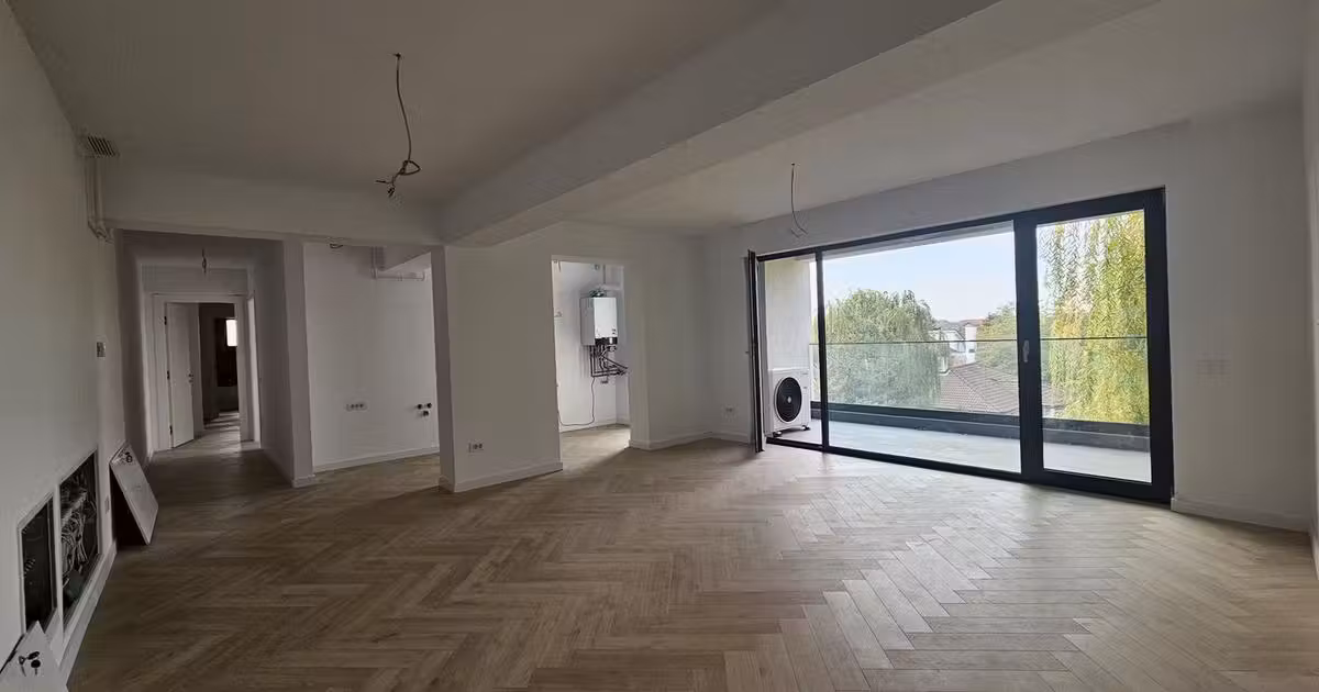 Apartament de vânzare cu 4 camere în zona Iancu Nicolae, Sector 1