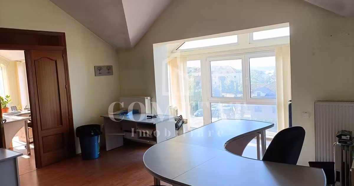 Apartament de vânzare cu 5 camere în zona Bună Ziua, Cluj-Napoca