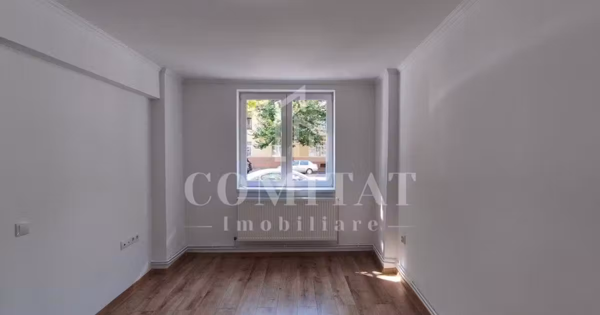 Apartament de vânzare cu 3 camere în zona Central, Cluj-Napoca