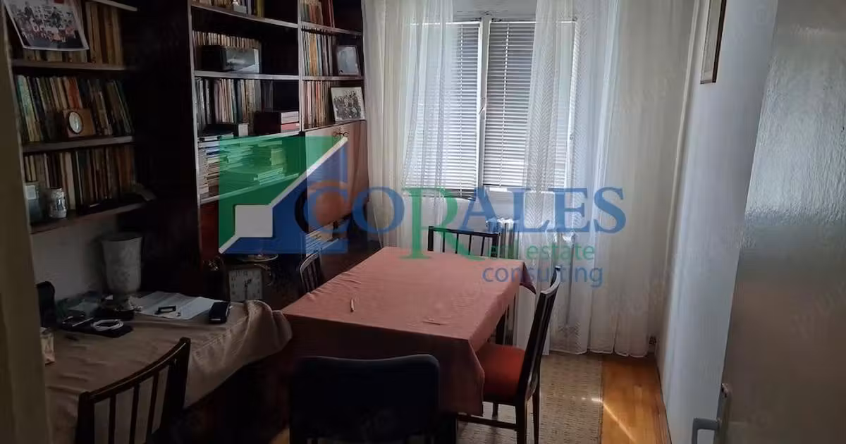 Apartament de vânzare cu 3 camere în zona Lipovei, Timișoara