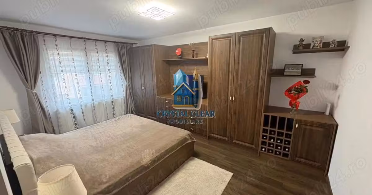 Apartament de vânzare cu 3 camere în zona Tudor, Târgu Mureș