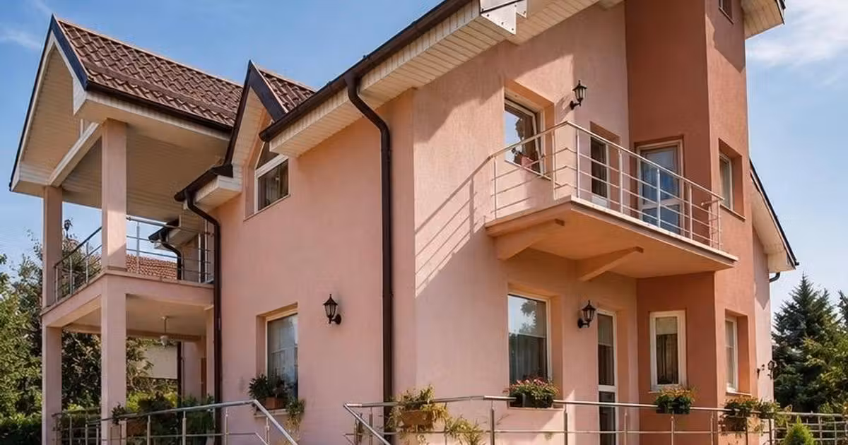Casă individuală de vânzare cu 10 camere în zona Calea Moldovei, Bistrița